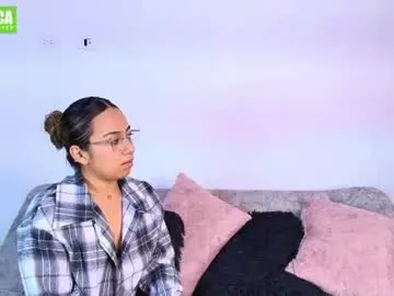Chaturbate Adult Webcam of jules_n_gia