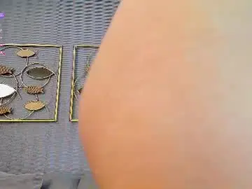 Chaturbate Adult Webcam of lara_jeean