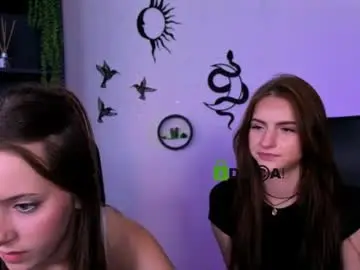Chaturbate Live Sex of naomi_perl