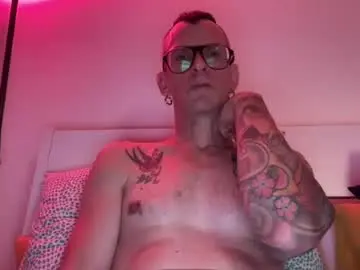 Chaturbate Watch Live Sex Cams of o_johnny_deep_o