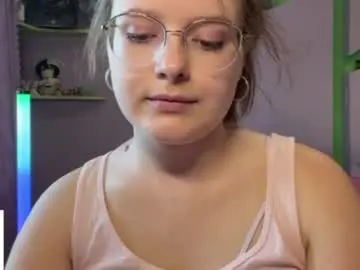Chaturbate Sex Cam of emilialoures7