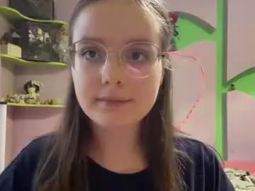 Chaturbate Sex Chat of emilialoures7