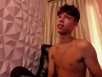 Chaturbate Adult Webcam of ethan_qop