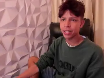Chaturbate Best live sex cam show of ethan_qop
