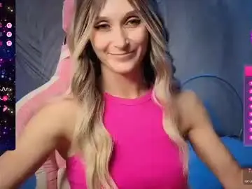 Chaturbate Live Sex Cam of strongalice