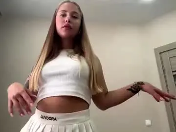 Chaturbate Adult Video Chat of maniebellehumeur