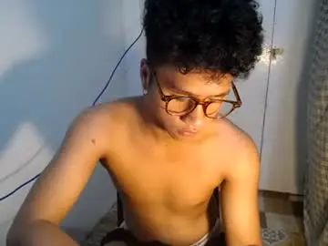 Chaturbate Sex Cam of naughtyhot_star19