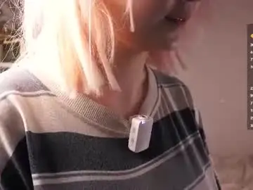Chaturbate Sex Chat of zara_shine
