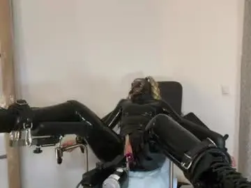 Chaturbate Free Live Porn of bondessa