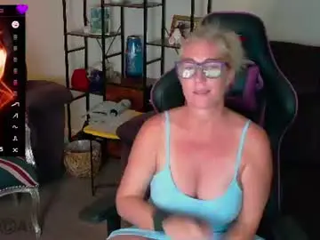 Chaturbate Best live sex cam show of britishladya