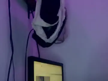 Chaturbate Live Sex Cam of emily_stiv