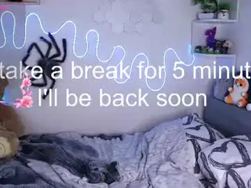 Chaturbate Free Porn Cam of emmie_everly