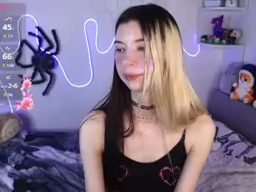 Chaturbate Live Porn of emmie_everly