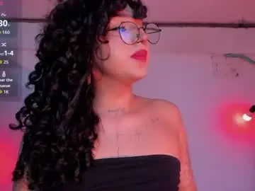 Chaturbate Live Sex Cam of heka_prudence