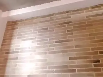 Chaturbate Live Sex Cam of helenacyruss666