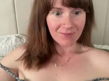 Chaturbate Adult Webcam of red_head_rosie_69