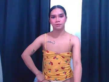 Chaturbate Live Sex Cam of sweet_zoey12