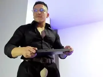 Chaturbate Free Porn Cam of aquiles_51