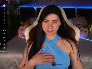 Chaturbate Best live sex cam show of emilycandys