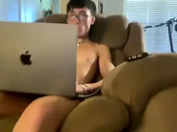 Chaturbate Adult Webcams of hottiewithabody101