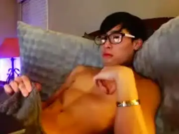 Chaturbate Sex Cam of hottiewithabody101