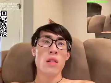 Chaturbate Free Porn Cam of hottiewithabody101