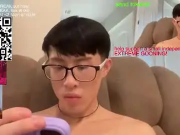 Chaturbate Nude Webcam of hottiewithabody101