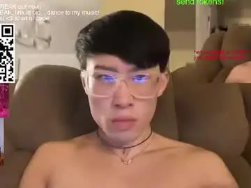 Chaturbate Live Sex Cam of hottiewithabody101