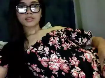 Chaturbate Live Porn of naughty_emmats
