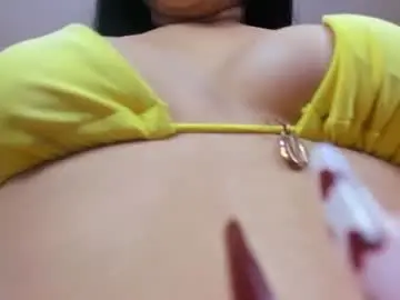 Chaturbate Sex Chat of nohemi_louse