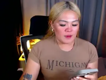 Chaturbate Adult Video Chat of venus_colly