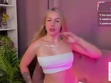 Chaturbate Watch Live Sex Cams of curvybby1