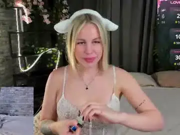 Chaturbate Sex Chat of curvybby1