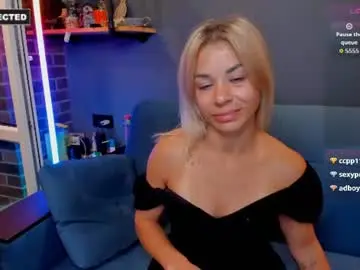 Chaturbate Free Porn Cam of kristinasexyhot