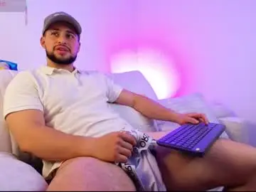 Chaturbate Live Sex of valenssio_moretti