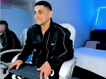 Chaturbate Free Porn Cam of alex_cute77