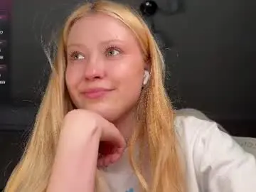 Chaturbate Best live sex cam show of kittyloffe