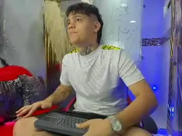 Chaturbate Live Sex of leonel_bigcum