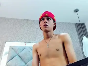 Chaturbate Best live sex cam show of mikehunter_