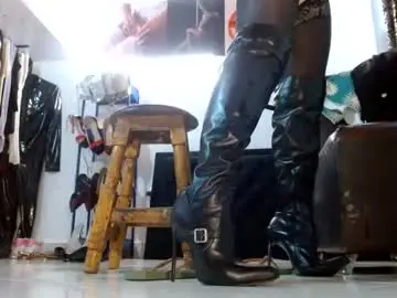 Chaturbate Live Sex Cam of samanta_brownn_