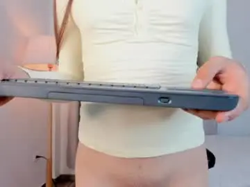 Chaturbate Adult Webcams of saraah___