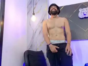 Chaturbate Free Live Porn of theronnyone
