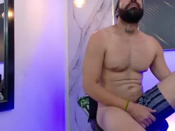 Chaturbate Live Sex of theronnyone