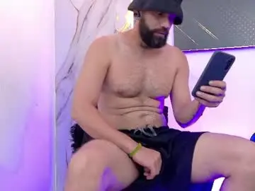 Chaturbate Best live sex cam show of theronnyone