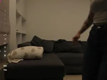 Chaturbate Live Sex Cam of angel_face_devil_mind