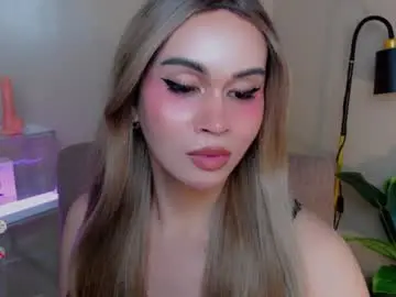 Chaturbate Best live sex cam show of cloudia_babe