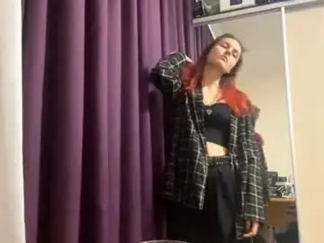 Chaturbate Live Sex Cam of letitiabelile