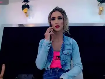 Chaturbate Best live sex cam show of priscilarainbow