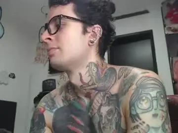 Chaturbate Free Live Porn of sebasbigdick_