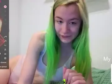 Chaturbate Watch Live Sex Cams of emilly_20